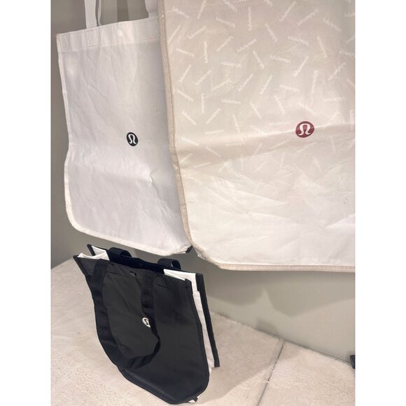 Lululemon Reusable Bags Lot of 3 Tote 2 large 1 sm Foldable E Co - Picture 5 of 7